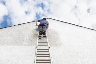 Peinture extérieure à Égliseneuve-des-Liards — façades et ravalement